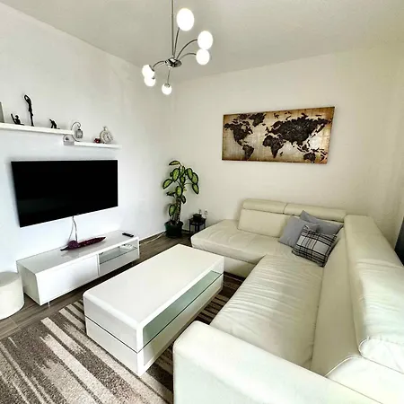 In 44160 Appartement Dramalj