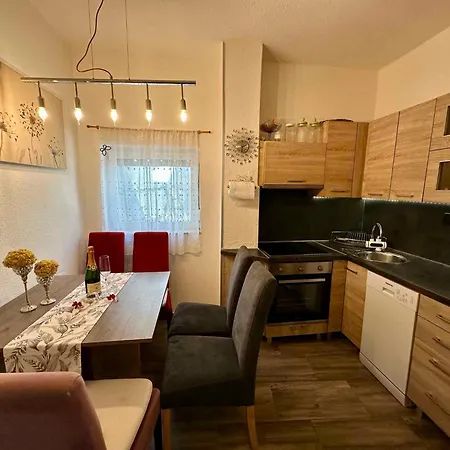 Appartement In 44160